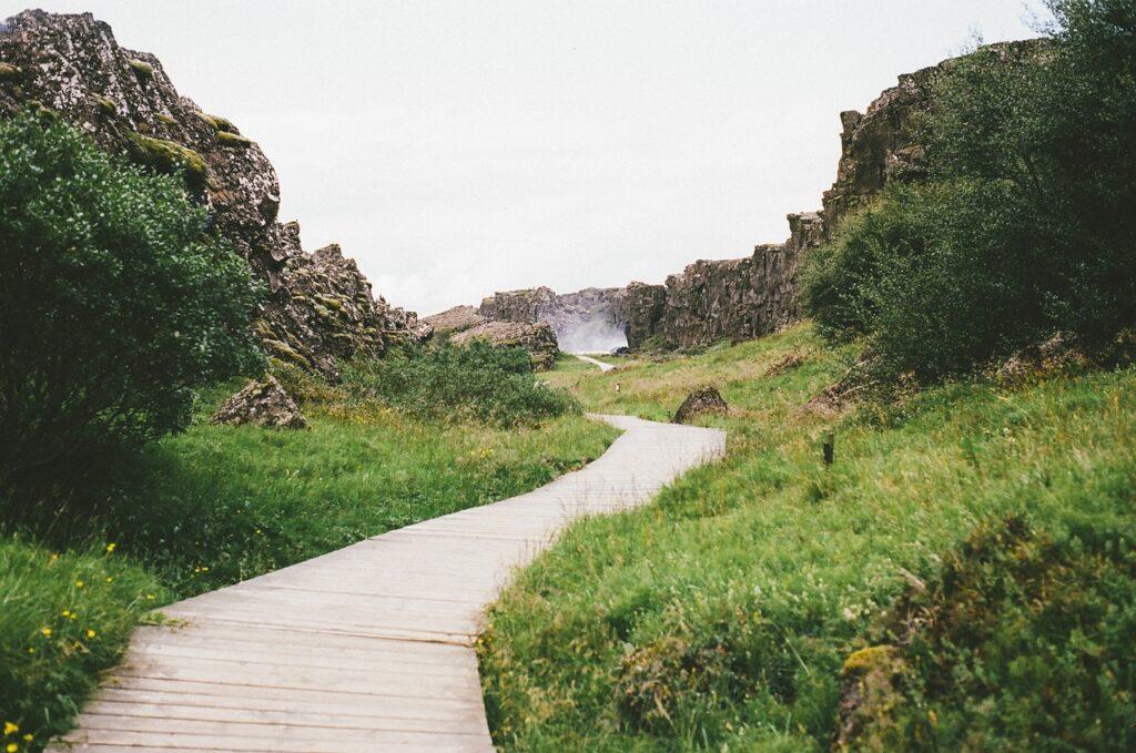 plates tectonics - wonders of iceland